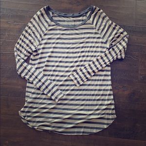 American Eagle Soft & Sexy Long Sleeve